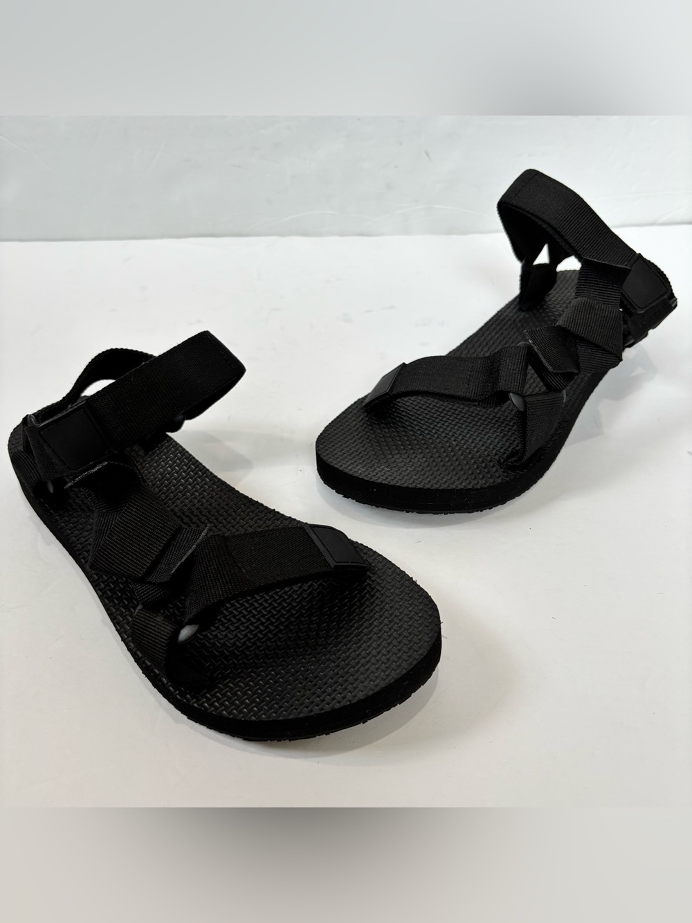 NEW Arizona Love Womens 7.5 Black Ankle Strap Slingbacks Outdoor Hiking Sandals